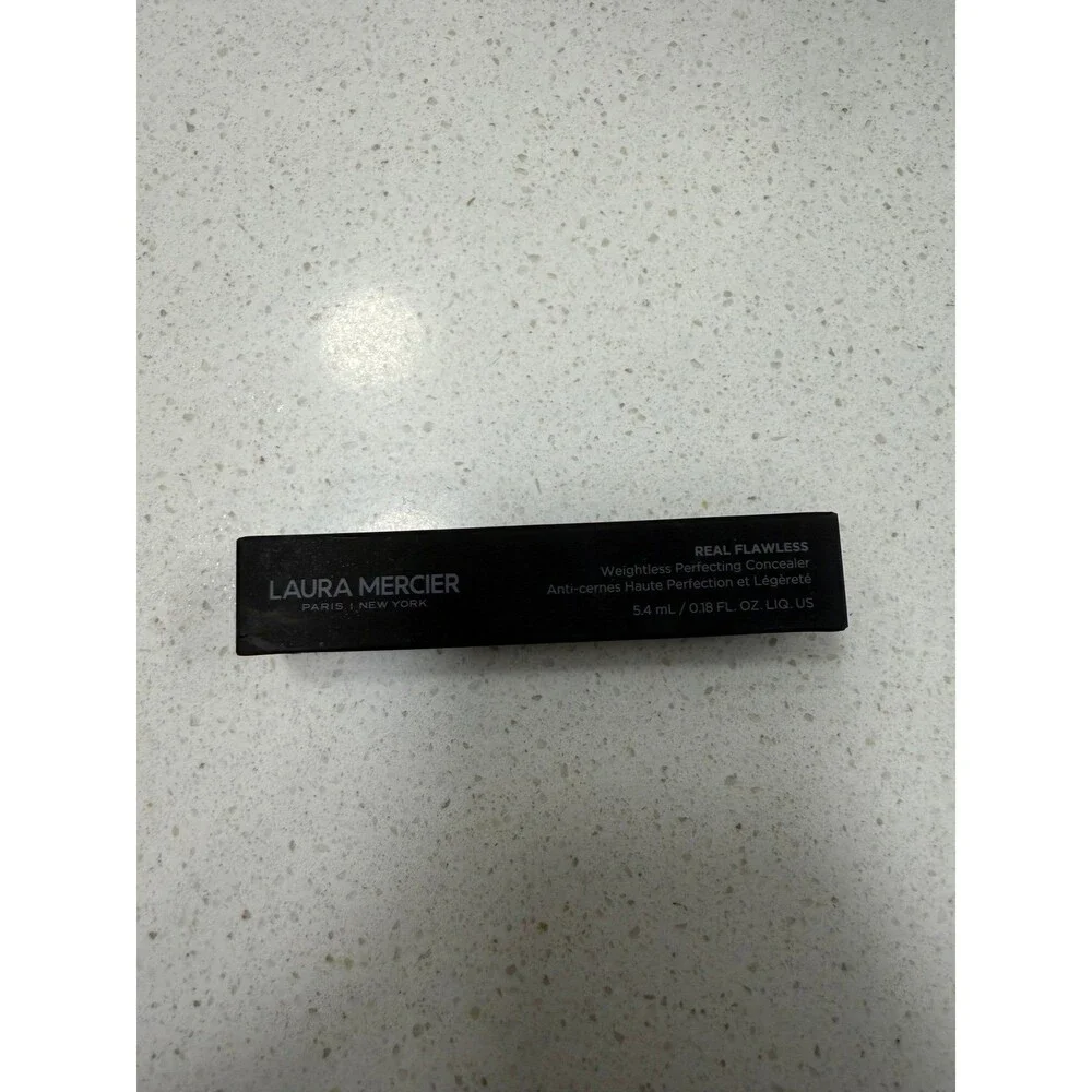 Laura mercier real flawless concealer